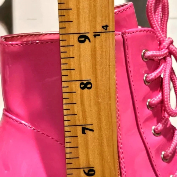 Cape Robbin Patent High Heel Lug Sole Lace Up Pink Boot Sz 5.5 - Picture 12 of 12